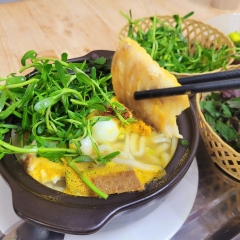 Bánh canh cá lóc Nguyễn Văn Cừ
